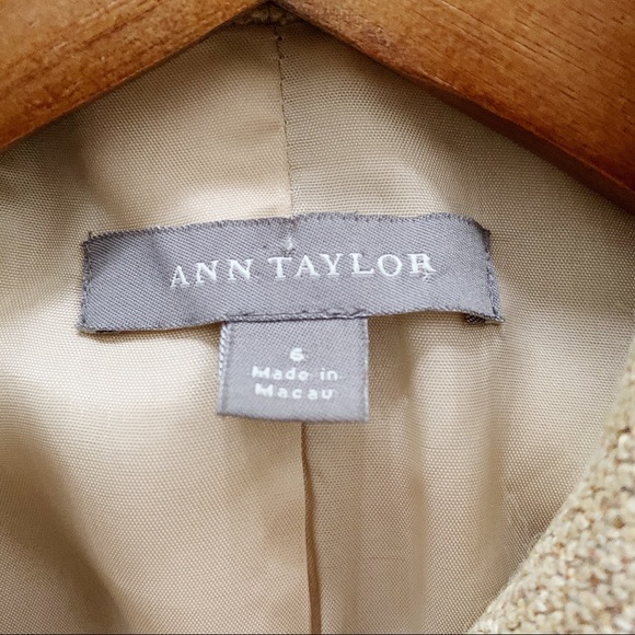 Ann Taylor Tan Blazer Size 6 - Picture 5 of 5